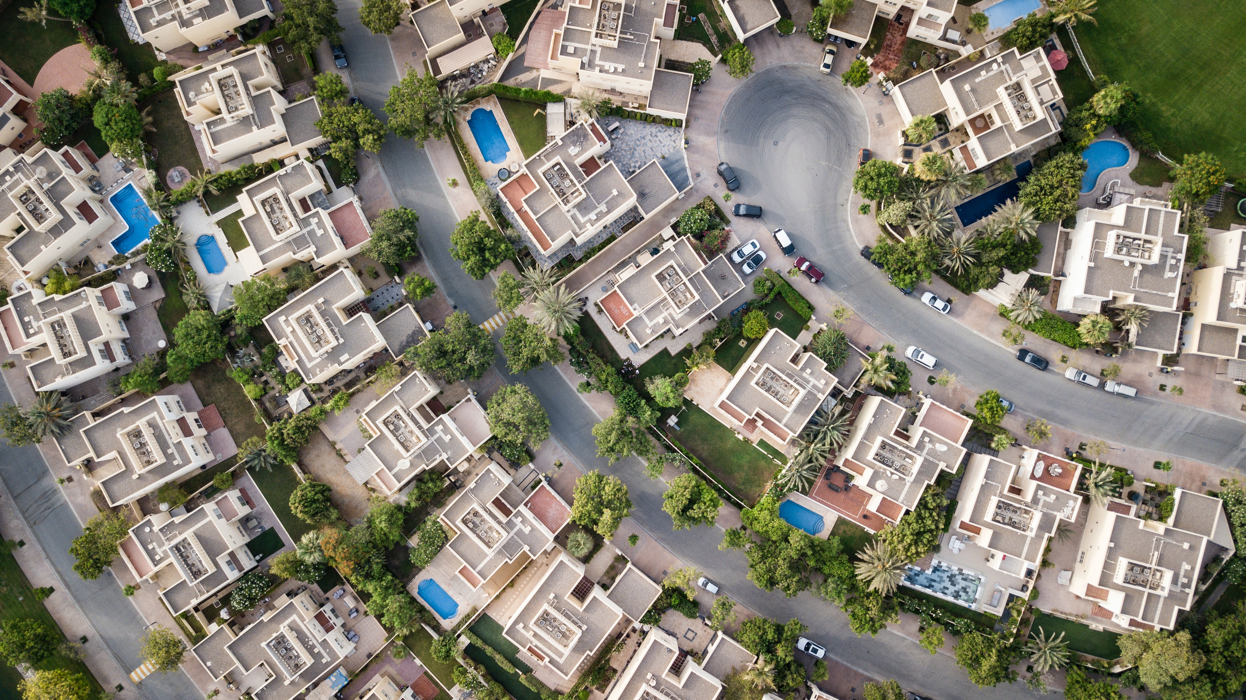 Buying Foreclosures in Florida in 2022 [Expert Guide]